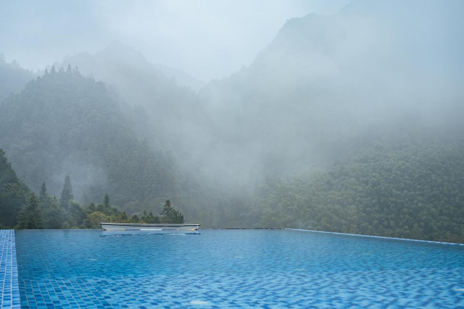 Hilltop House Resort 장가계 외부 사진