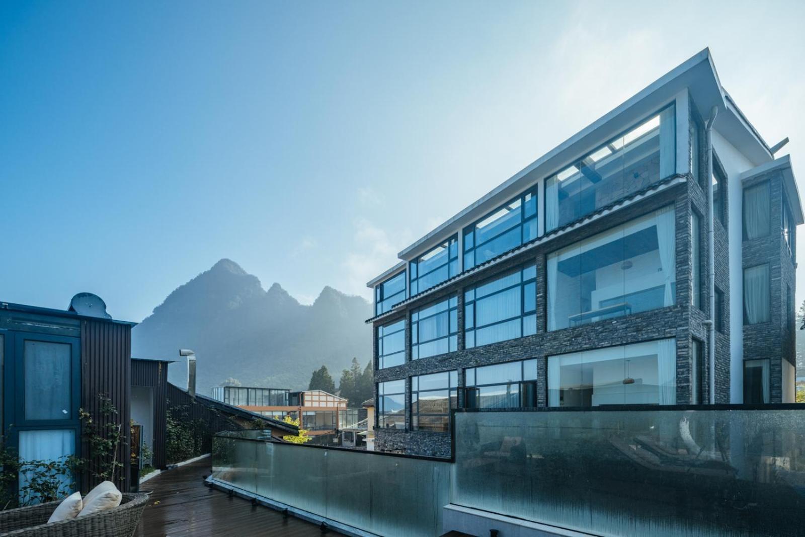Hilltop House Resort 장가계 외부 사진
