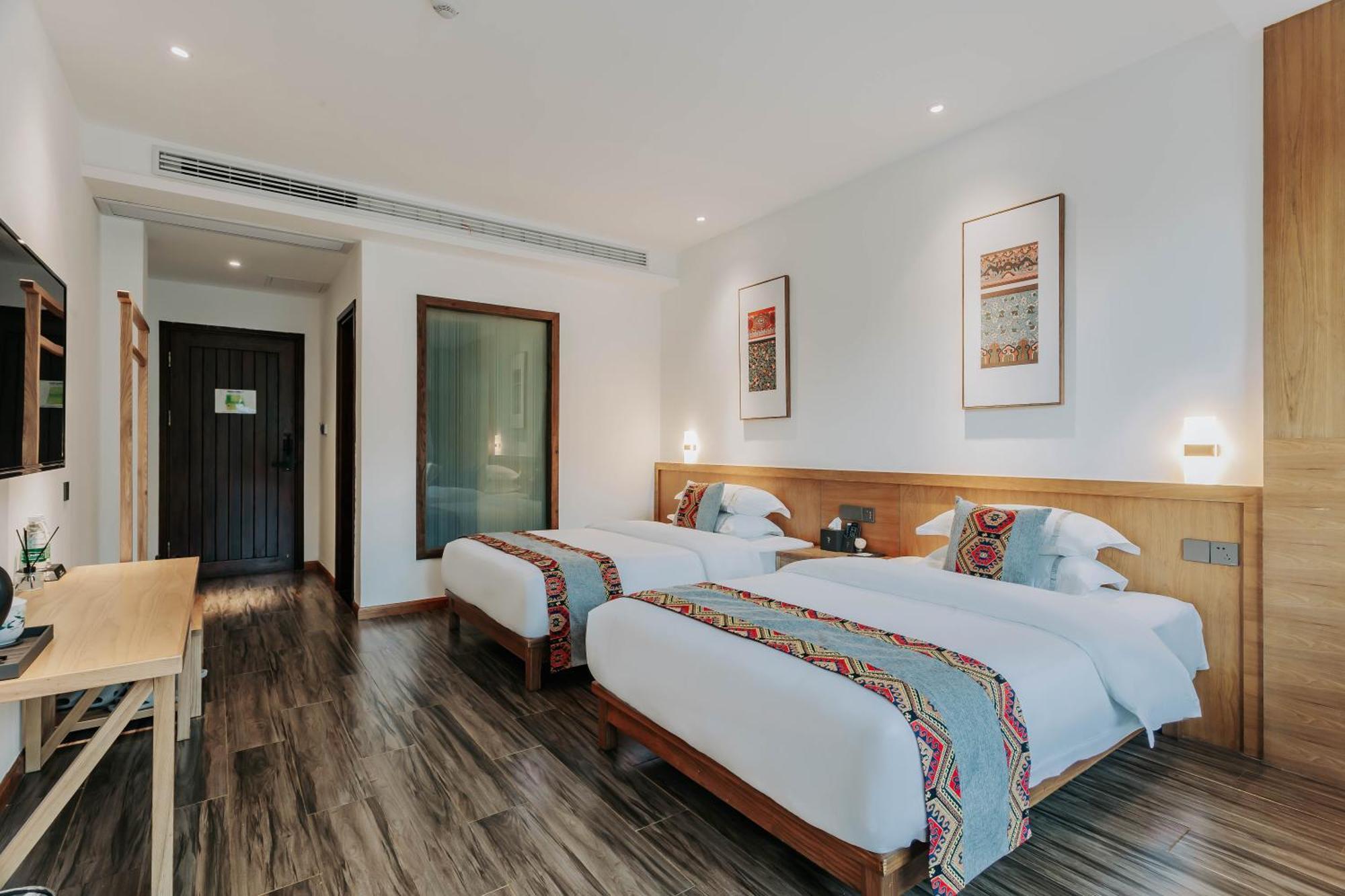 Hilltop House Resort 장가계 외부 사진