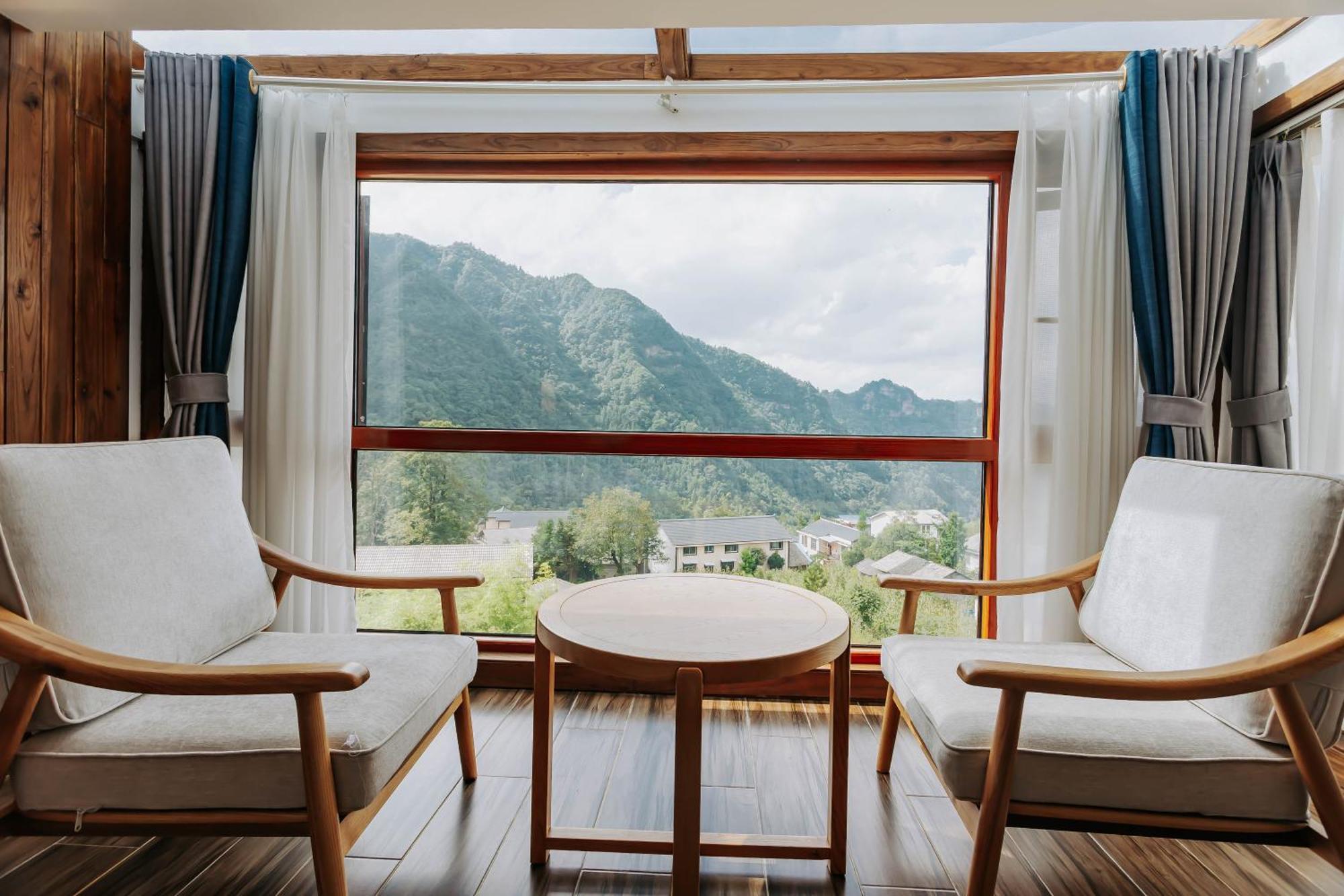 Hilltop House Resort 장가계 외부 사진
