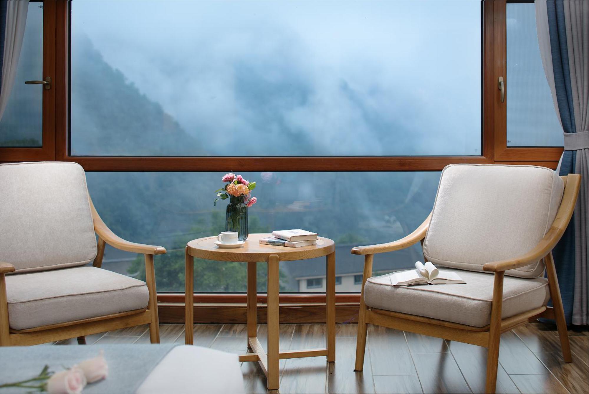 Hilltop House Resort 장가계 외부 사진